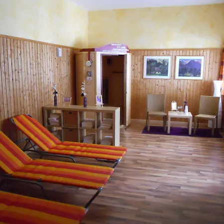 فندق مبيت وإفطار Feriendorf Herrensee ليتشاو